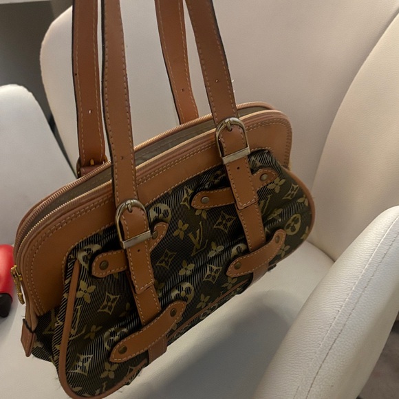 Faux - Picture 4 of 4